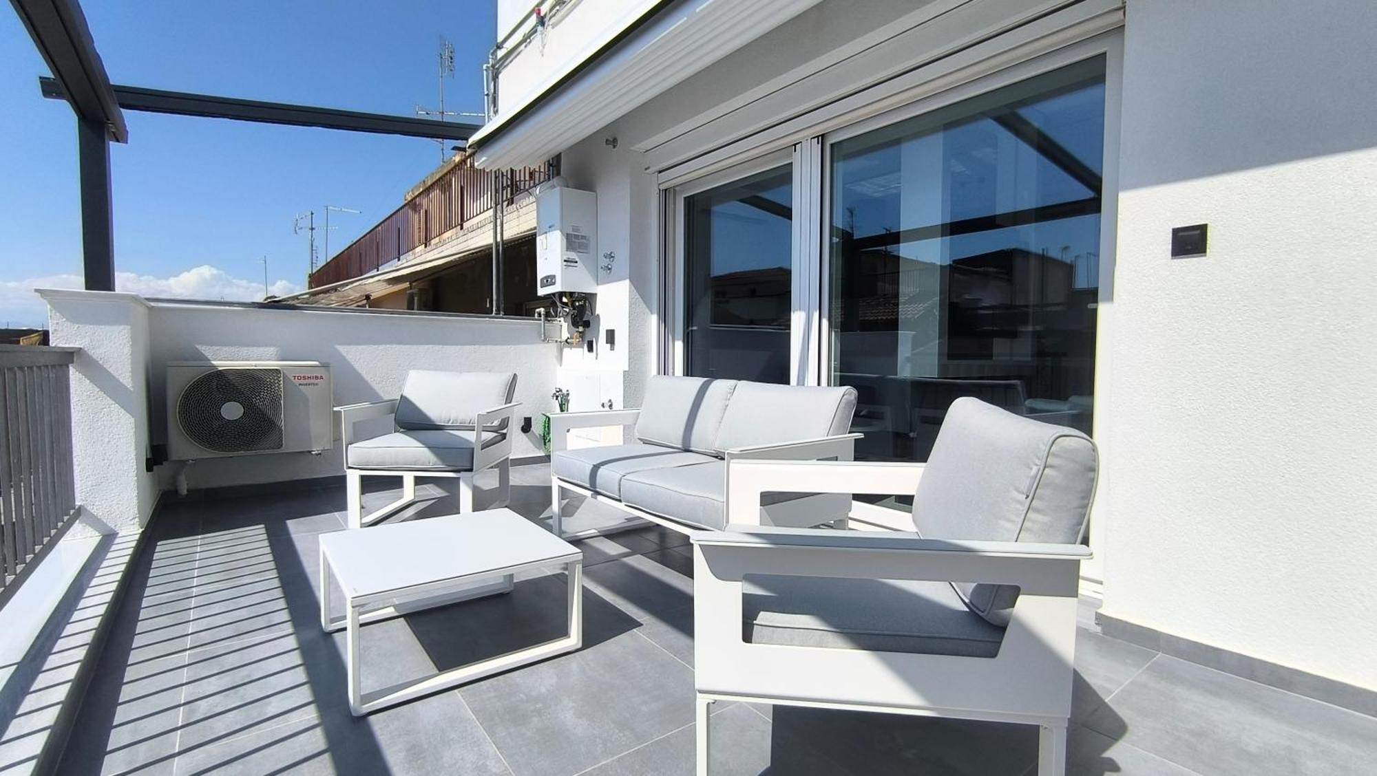 Larisa Absolute Suites, Sky View Smart Home Lárissa Exterior foto