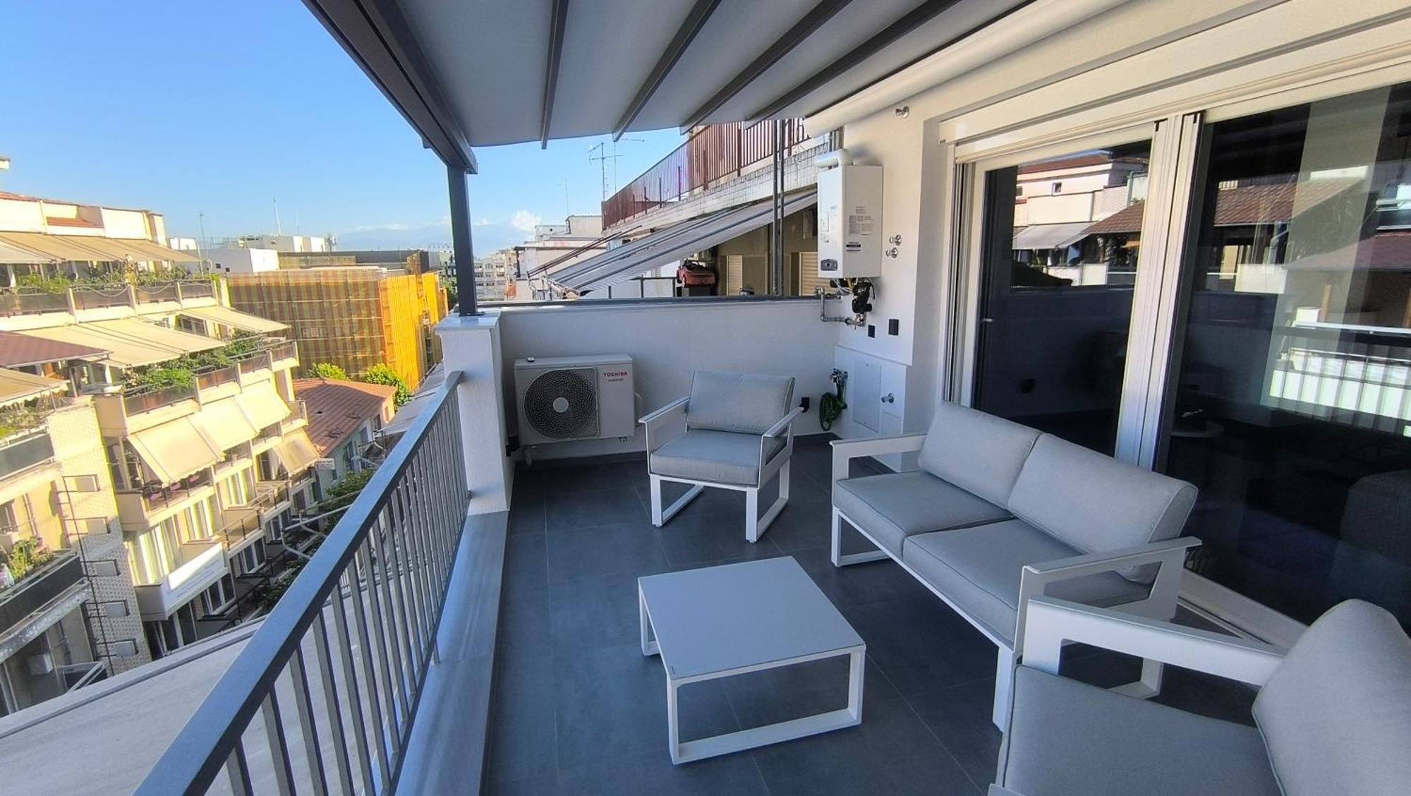 Larisa Absolute Suites, Sky View Smart Home Lárissa Exterior foto