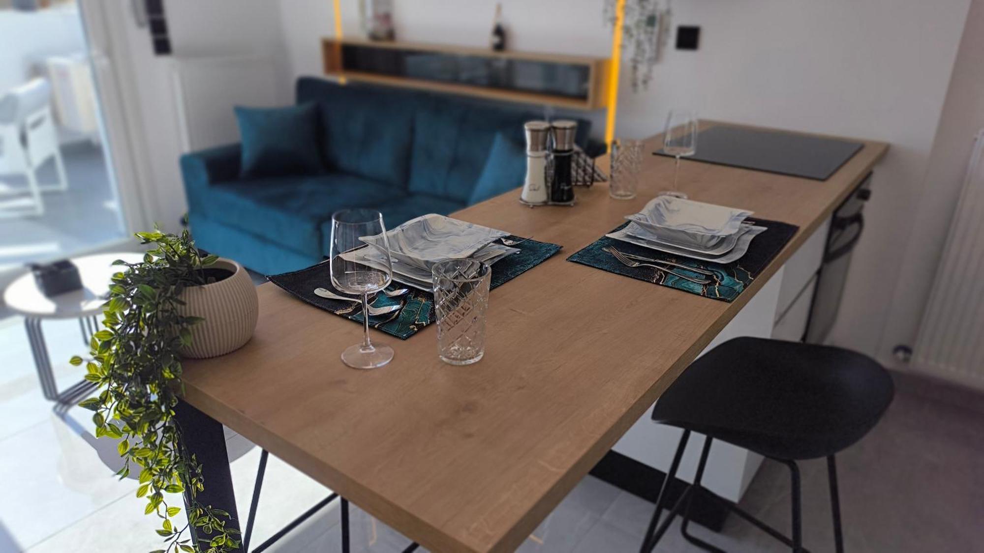 Larisa Absolute Suites, Sky View Smart Home Lárissa Exterior foto